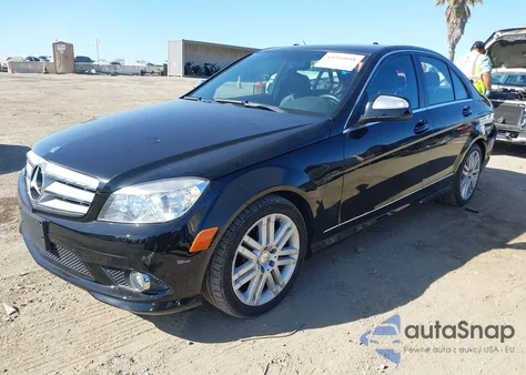 2009 Mercedes-Benz C 300 Luxury/Sport из США, поврежденный, VIN WDDGF54X79R070398